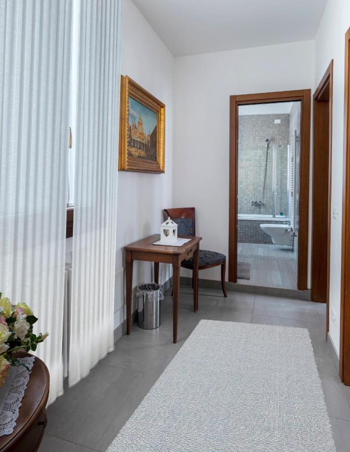 Ca' Degli Specchieri Hotel Venetië Buitenkant foto