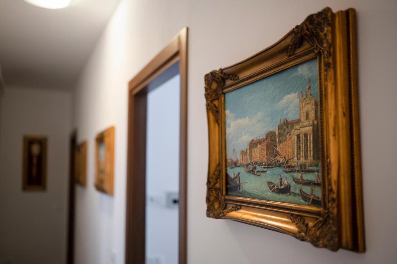 Ca' Degli Specchieri Hotel Venetië Buitenkant foto